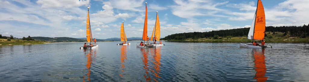 base nautique lac naussac