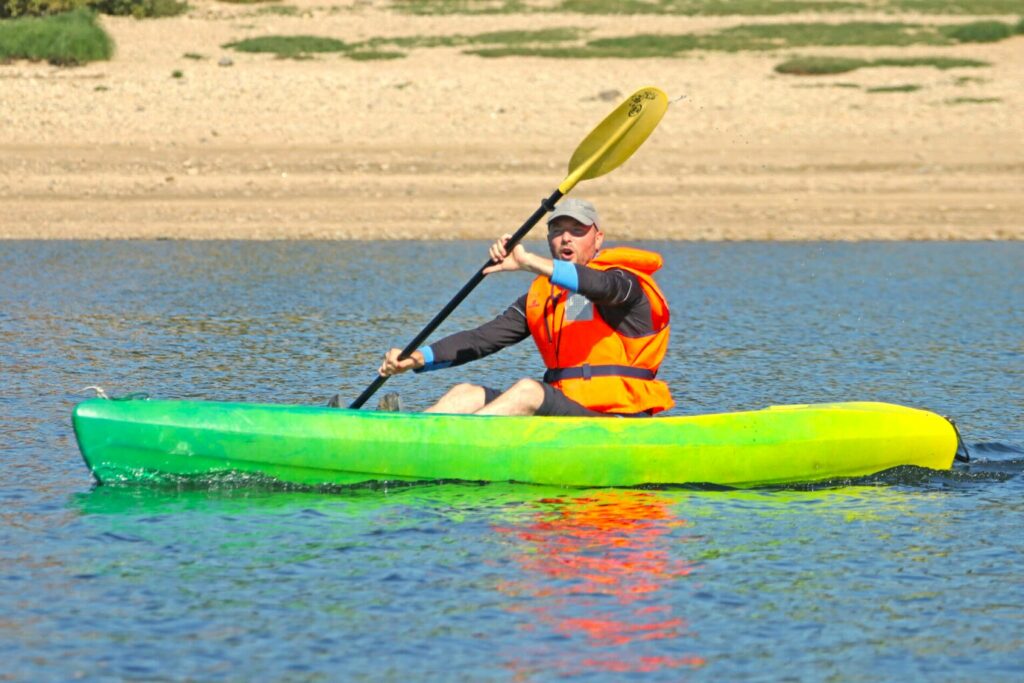 Sortie en canoë en Lozère sur le lac de Naussac